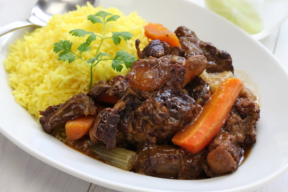Cuban oxtail stew with yellow rice